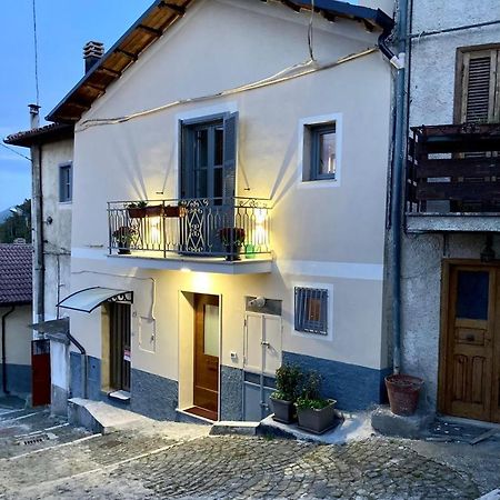Piccola Dimora Accogliente E Molto Panoramica Villa Tagliacozzo Exterior photo